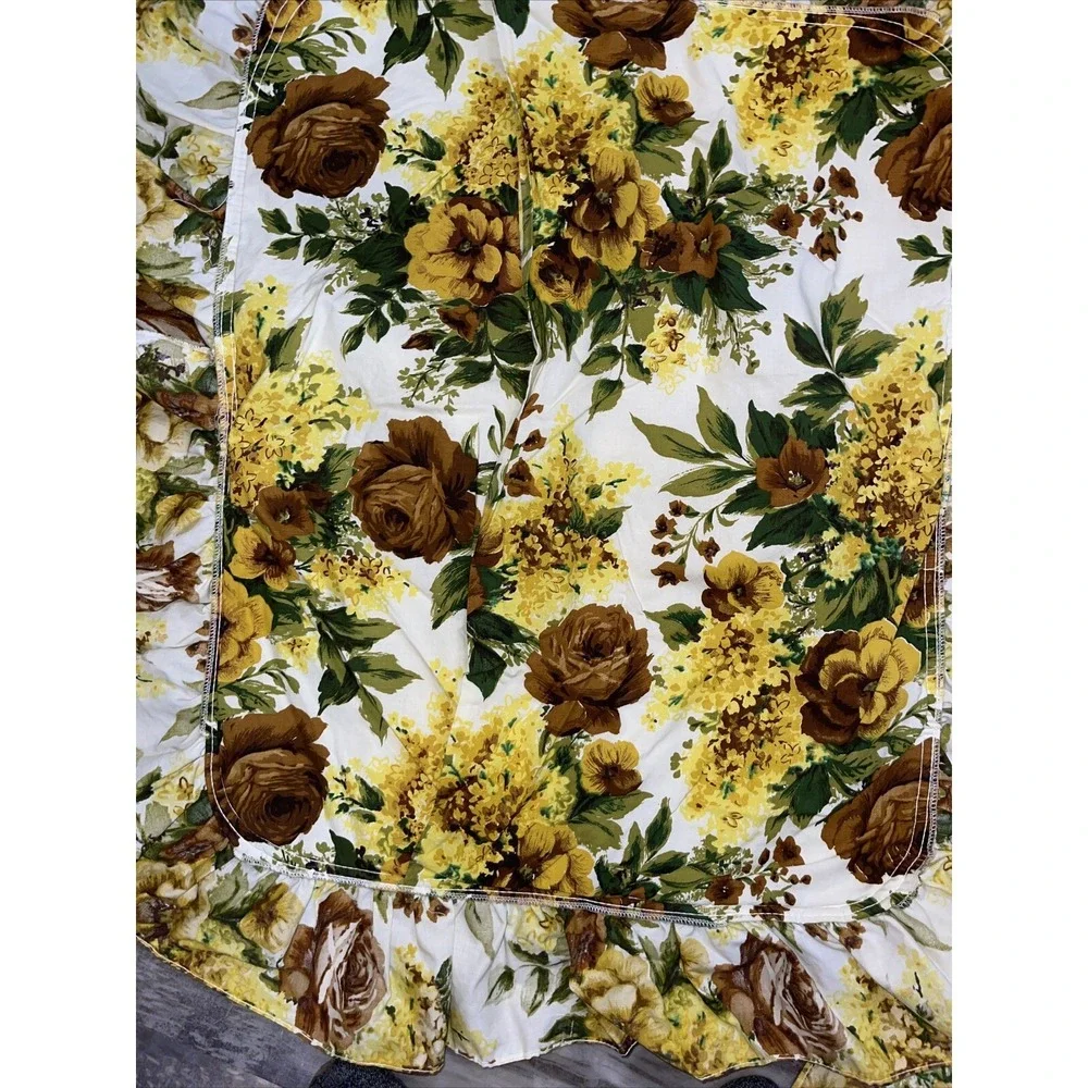 VTG Retro 70's Bedspread Full Double yellow brown flowers Quilted shams Ruffled